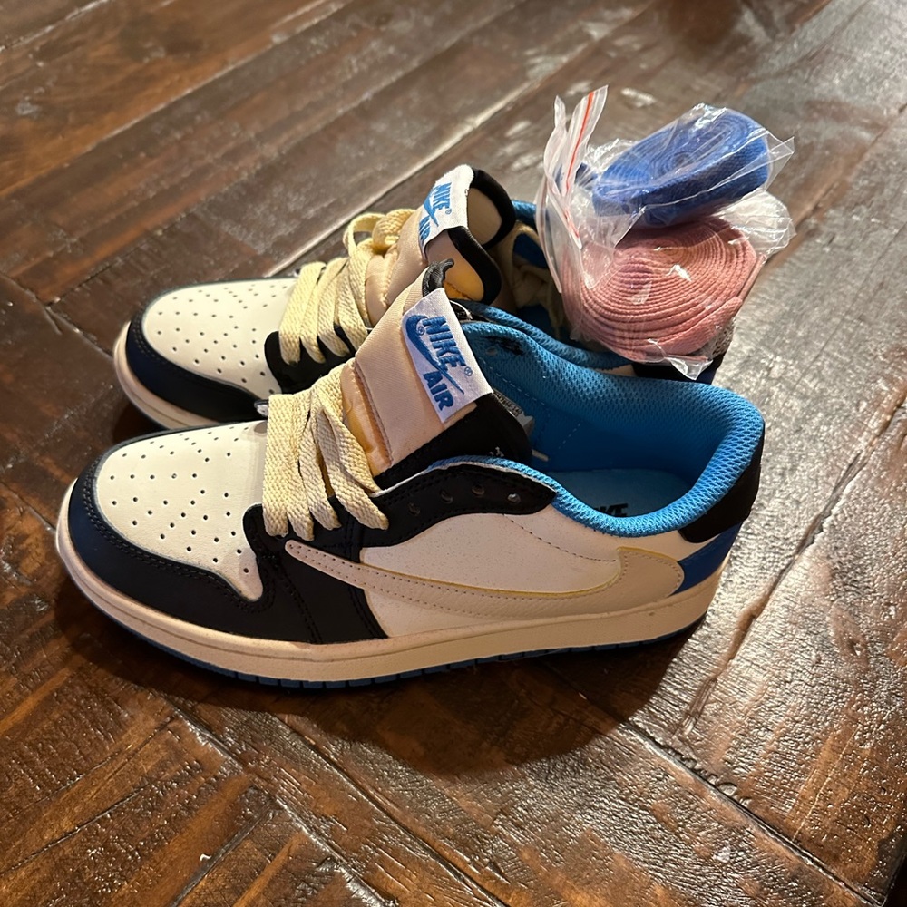 New Without Box - image 1